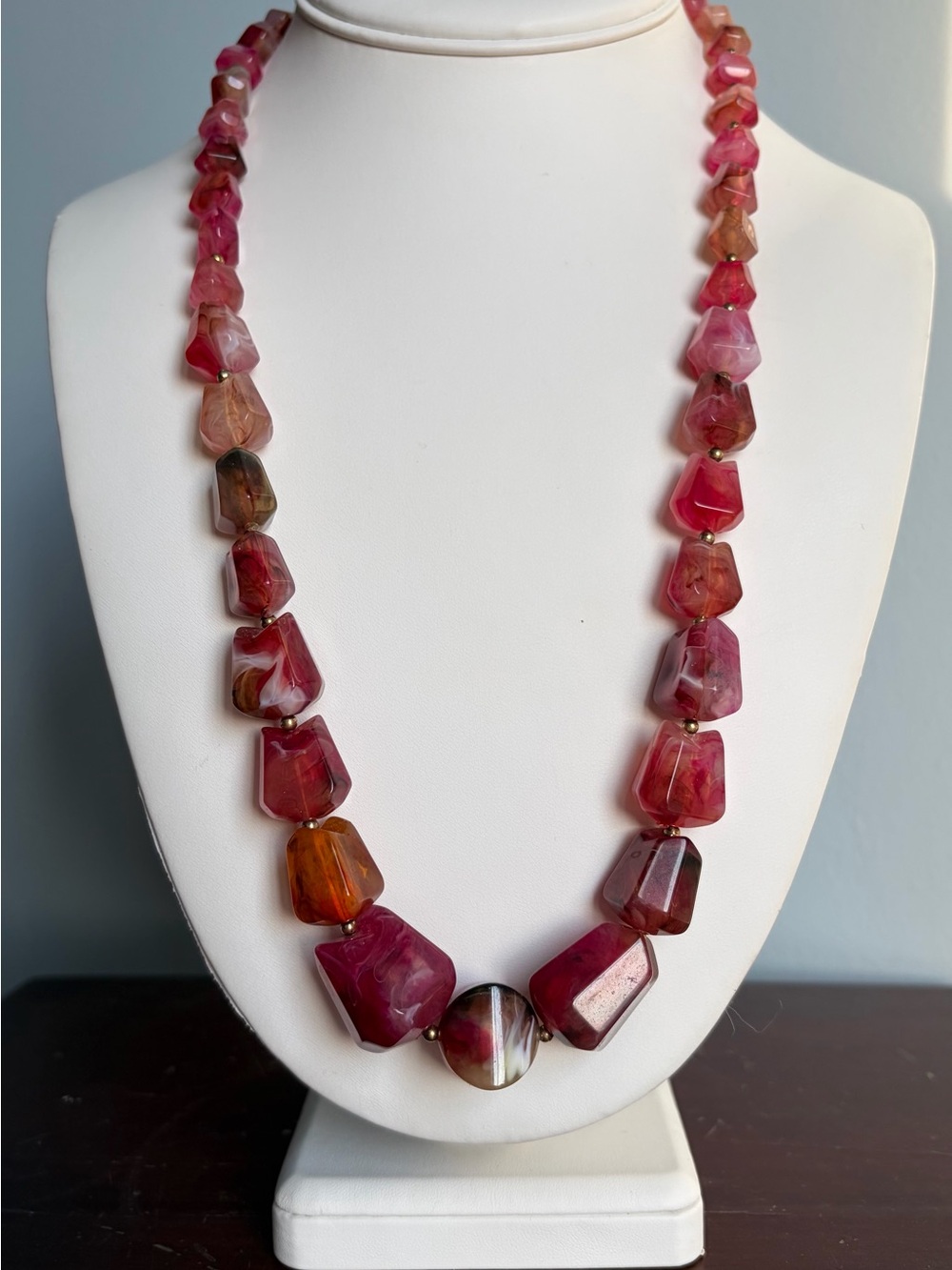 Vintage, Handmade Pink Agate-like Beaded Necklace - Elegant Women’s Jewelry